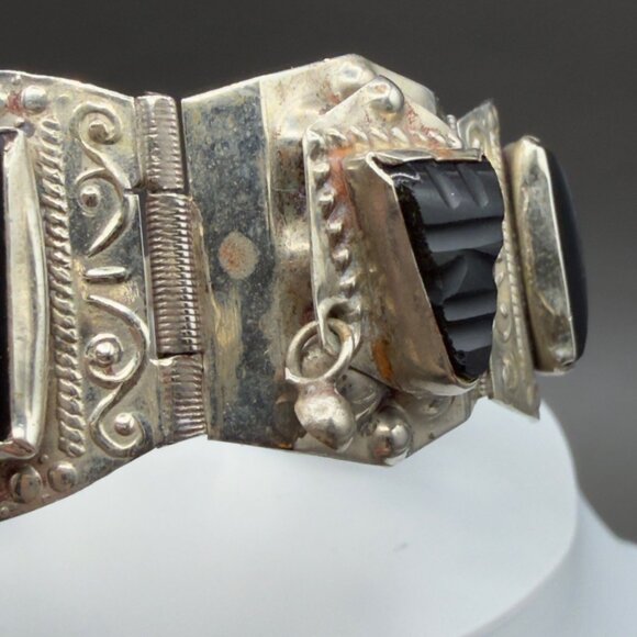 Vintage Estate Sterling Silver Black Onyx Bracelet Mask Tribal Face Panel Taxco - Picture 10 of 13